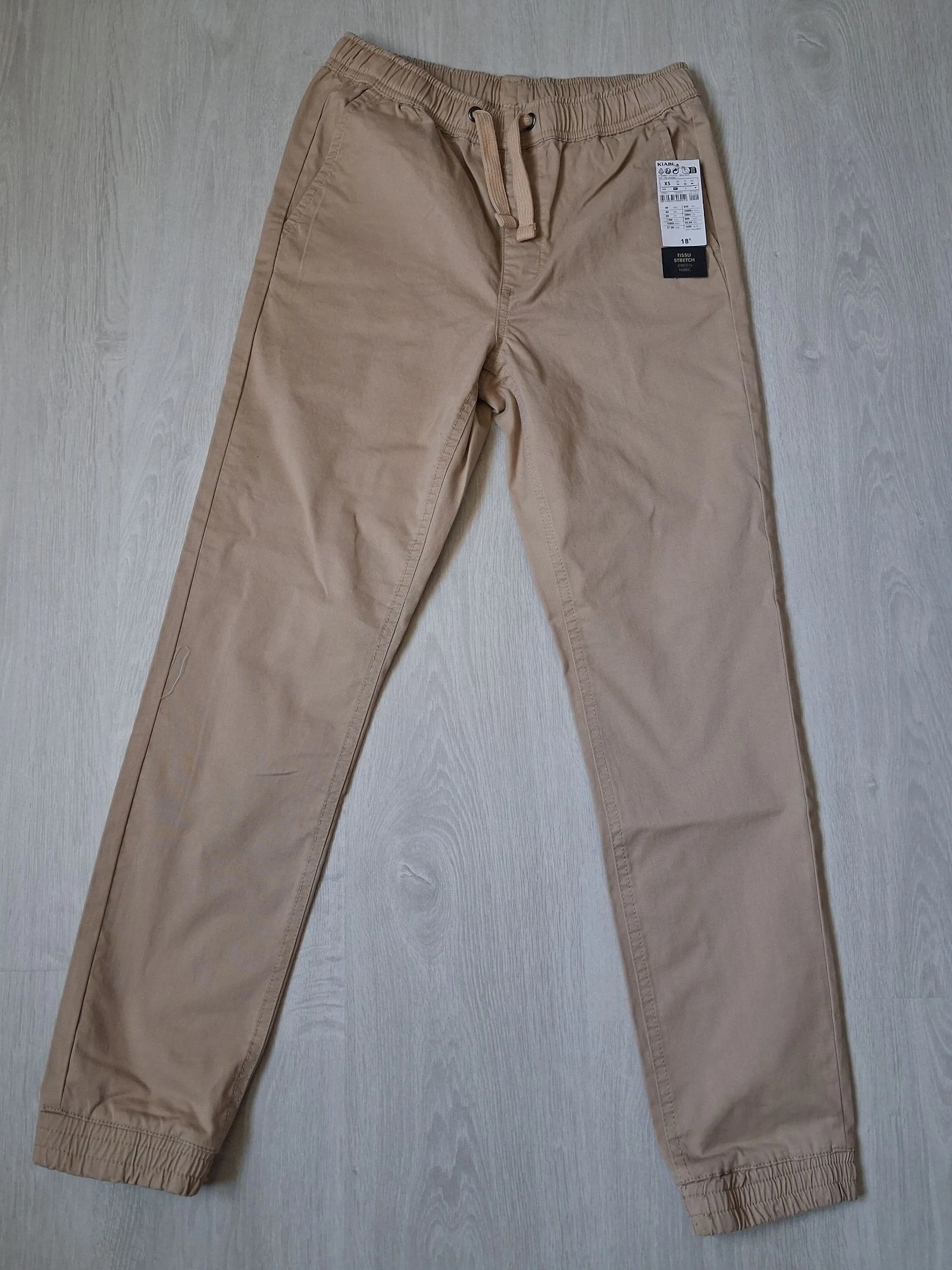 Pantalon jogger chino beige Kiabi neuf avec étiquette taille xs / 34